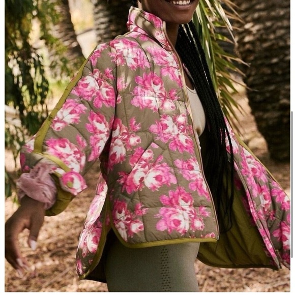 Free People FP Movement Printed Pippa Packable Puffer Jacket Sz S Pink Rose NWT - Picture 2 of 16